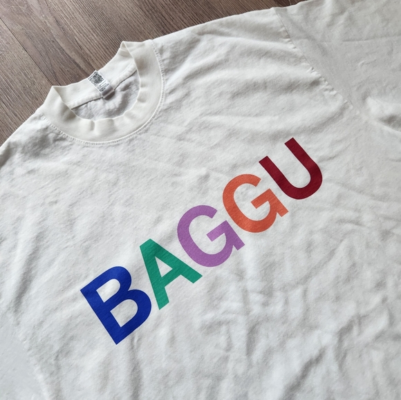 Colorful Baggu T Shirt! - Picture 3 of 4